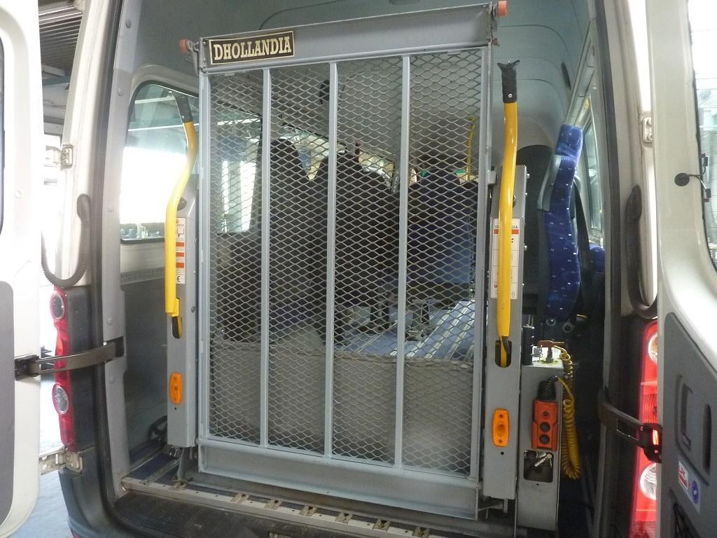 Rolstoellift voor VW Crafter of Mercedes, Ophalen, Gebruikt