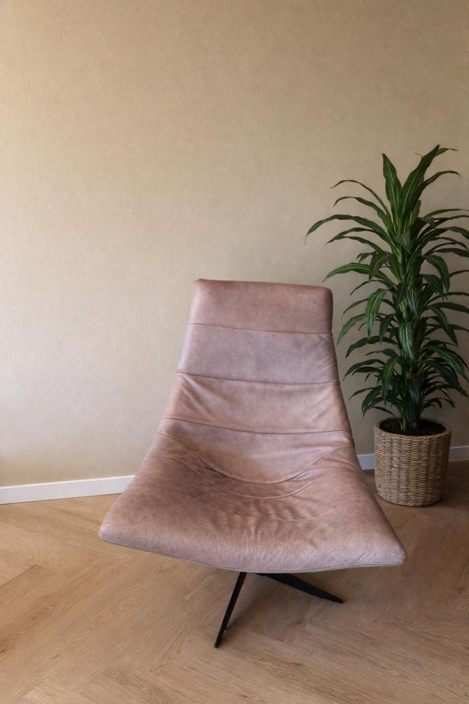 Bodilson draaibare relaxfauteuil, Huis en Inrichting, Ophalen, Gebruikt, 50 tot 75 cm, Leer