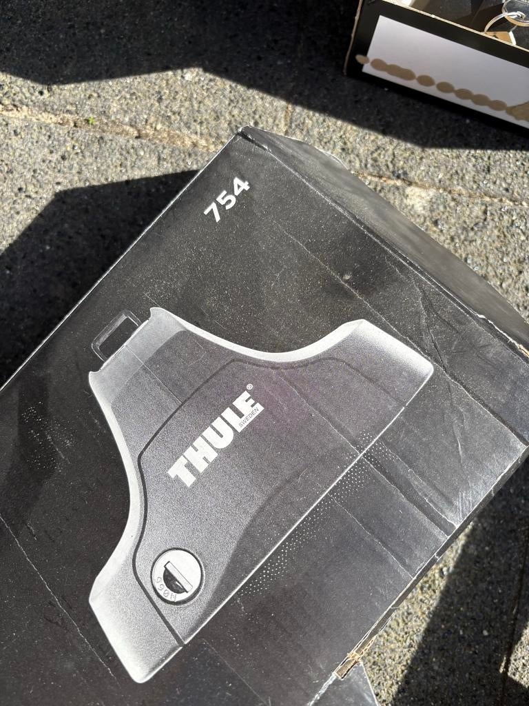 Thule dakdragers met diverse verbindings sets, Ophalen of Verzenden, Gebruikt