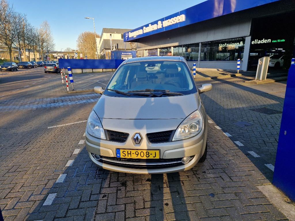 Renault Grand Scenic 2.0 16V 120KW 5P 2007 Bruin, Voorwielaandrijving, 1998 cc, Stof, 4 cilinders