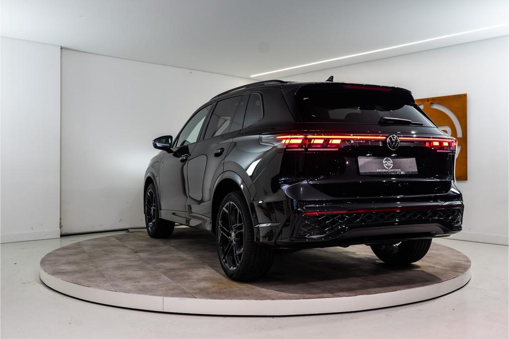 Volkswagen Tiguan 1.5 eHybrid 2x R-Line 2025 PER DIRECT BESC, 12 maanden, 1498 cc, Zwart, Zwart