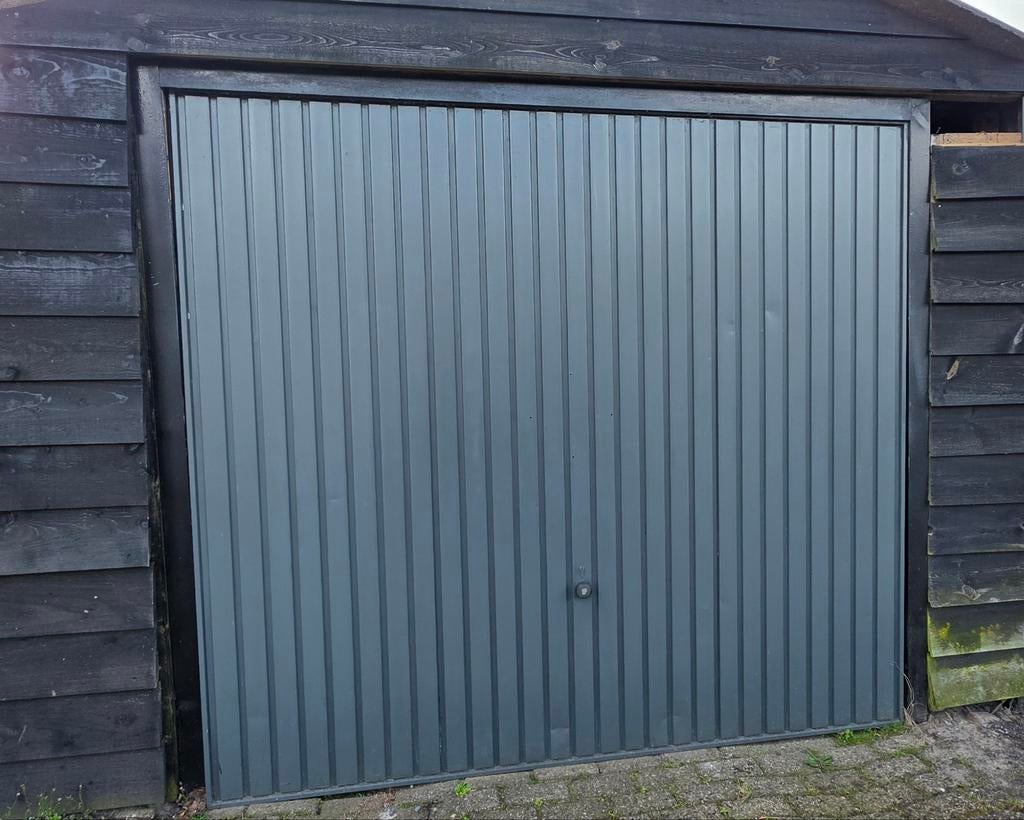 Hörmann stalen kanteldeur, Doe-het-zelf en Verbouw, Ophalen, Gebruikt, 120 cm of meer, Garagedeur