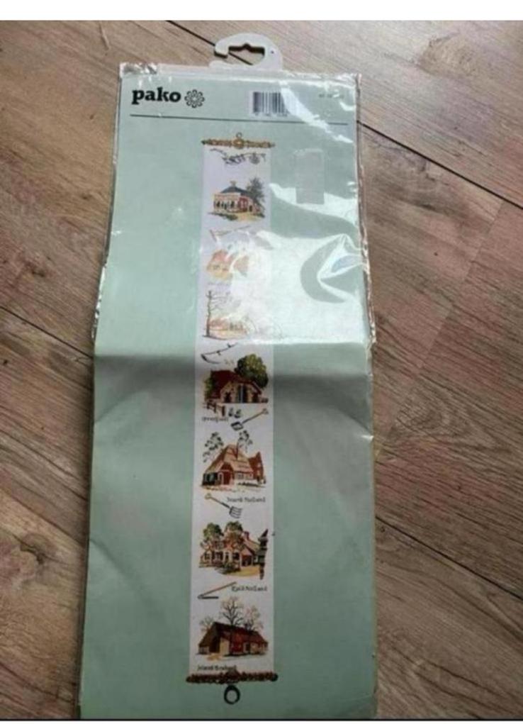 Borduurpakket schellekoord boerderijen Nieuw, Ophalen of Verzenden, Nieuw, Handborduren, Borduurpakket