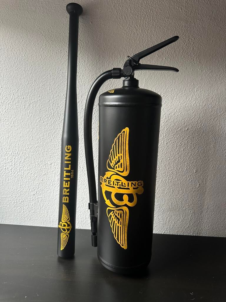 Decoratieve Brandblusser & Honkbalknuppel - Breitling, Huis en Inrichting, Brandblussers en Brandkasten, Ophalen of Verzenden