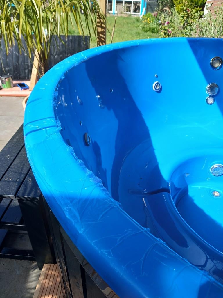 Nieuwe Hottub 2 meter doorsnee - Ongebruikt!, Ophalen of Verzenden, Nieuw, Vast