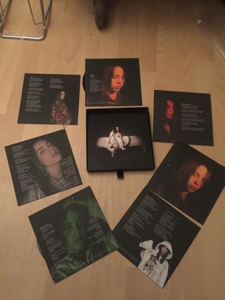 Billie eilish when we all fall asleep single box gesealed, Ophalen, Zo goed als nieuw