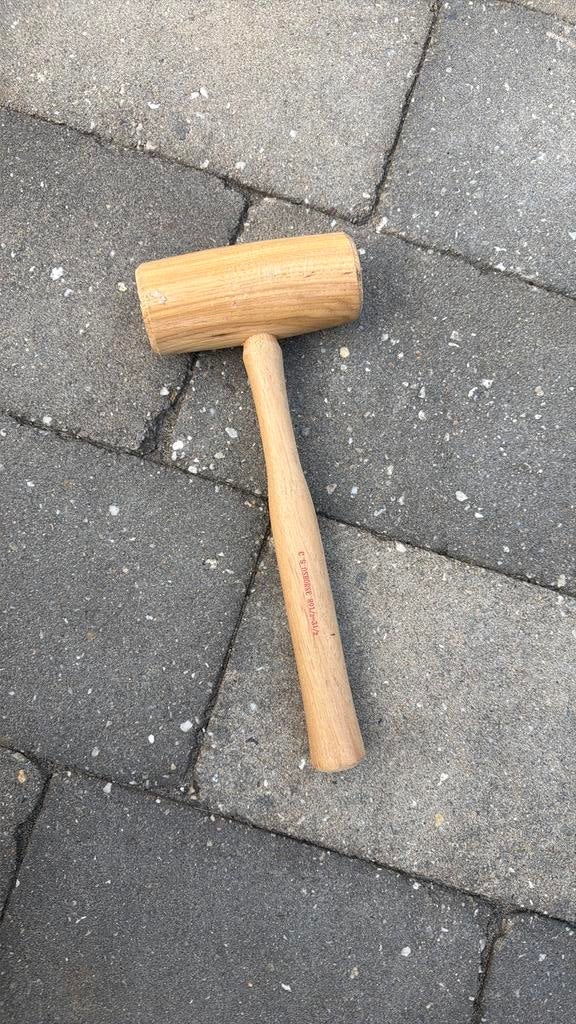 Houten stoffeerhamer, Ophalen, Zo goed als nieuw