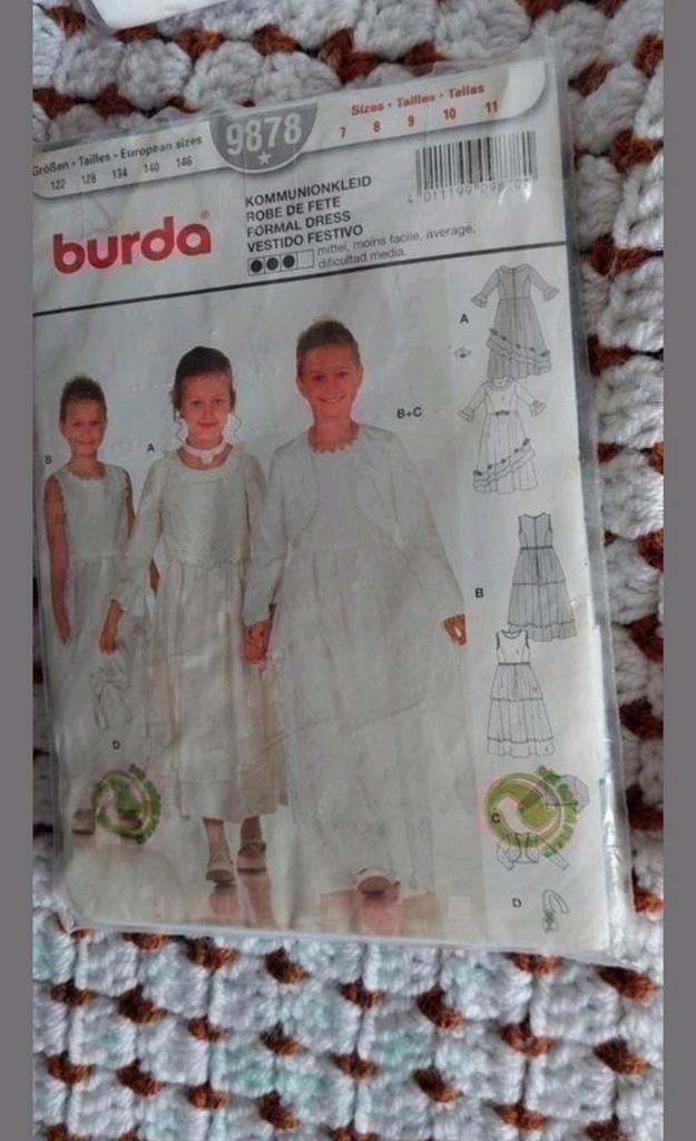 Brocant BURDA NAAI-PATROON JURK WITTE JURK VOOR KOMMUNI, Overige typen, Kind, Zo goed als nieuw, Burda