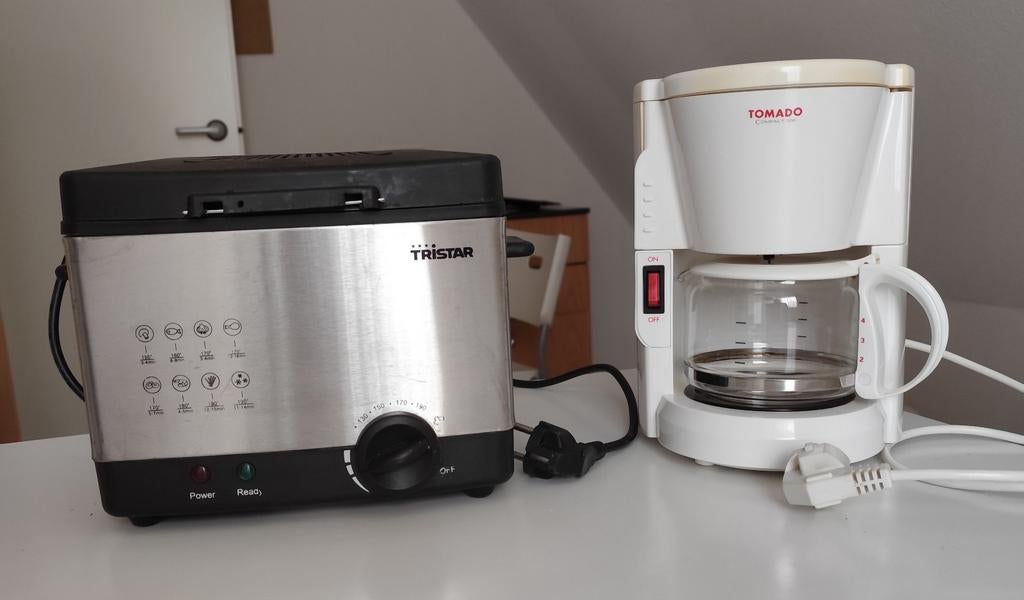 Koffiezetapparaat en Friteuse, Ophalen, Afneembaar waterreservoir, Gebruikt, Koffiemachine