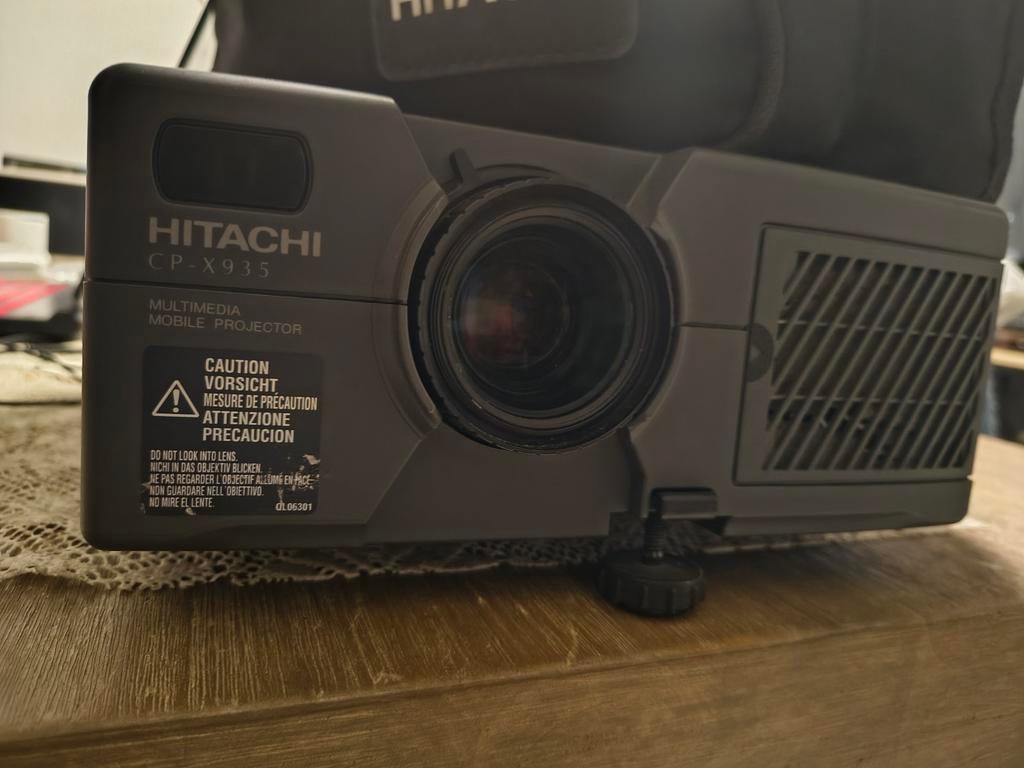 Hitachi cp-x935w/e, Audio, Tv en Foto, Beamers, Ophalen of Verzenden, Overige resoluties, Hitachi