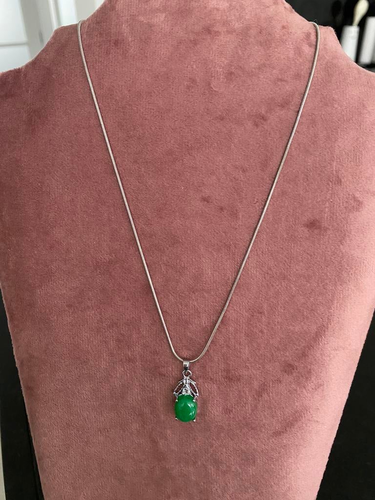 Ketting met jade hangertje 18 kgp / goudverguld, Ophalen of Verzenden, Zo goed als nieuw, Goud, Overige materialen