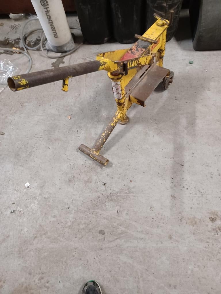 Steenknipper - Handmatig, Ophalen, Gebruikt