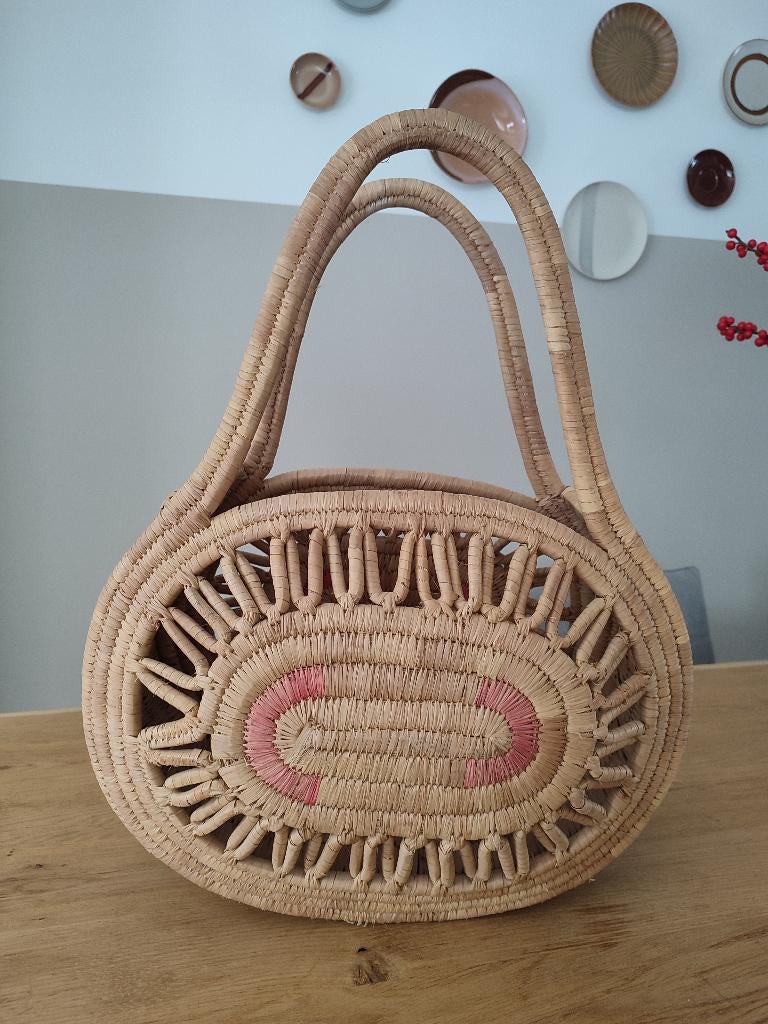 Afrikaanse rieten (opberg) mand, Huis en Inrichting, Woonaccessoires | Schalen en Manden, Gebruikt, Mand, Ophalen of Verzenden