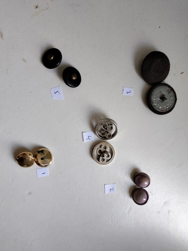 Knoop met oog, set van twee stuks naar keuze, Verzenden, Gebruikt, Knoop of Knopen