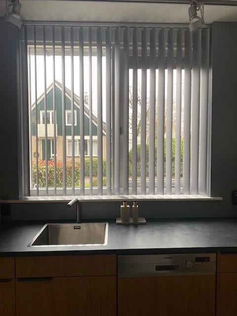 lamellen, Huis en Inrichting, Stoffering | Gordijnen en Lamellen, Gebruikt, 100 tot 150 cm, 50 tot 100 cm, Grijs, Ophalen of Verzenden