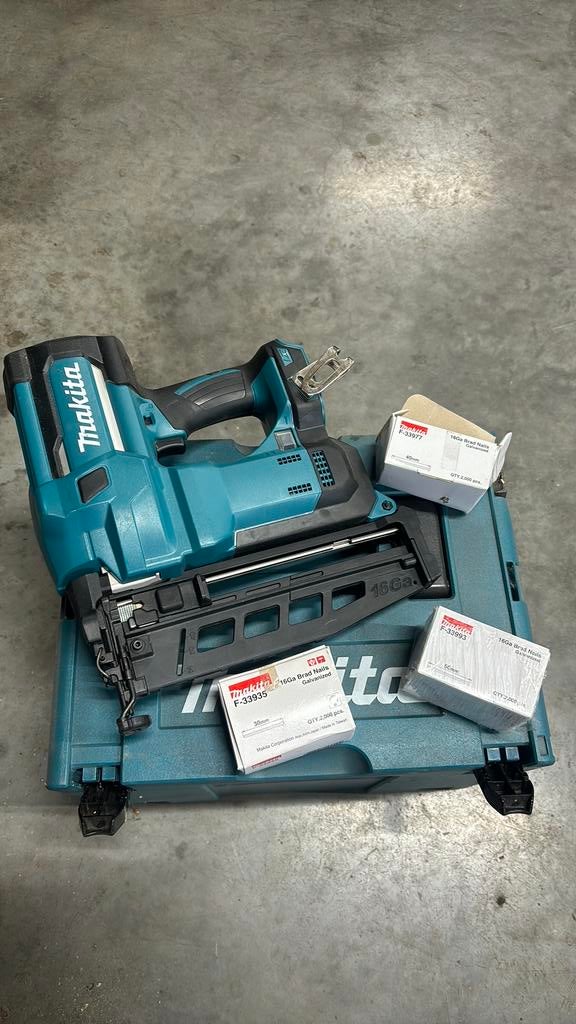 Makita tacker, Doe-het-zelf en Verbouw, Ophalen of Verzenden, Zo goed als nieuw