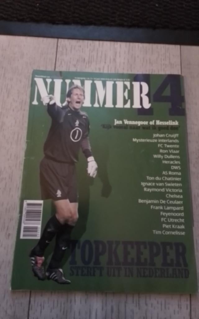 Voetbal international nr 14, juni 2005, Verzamelen, Ophalen of Verzenden