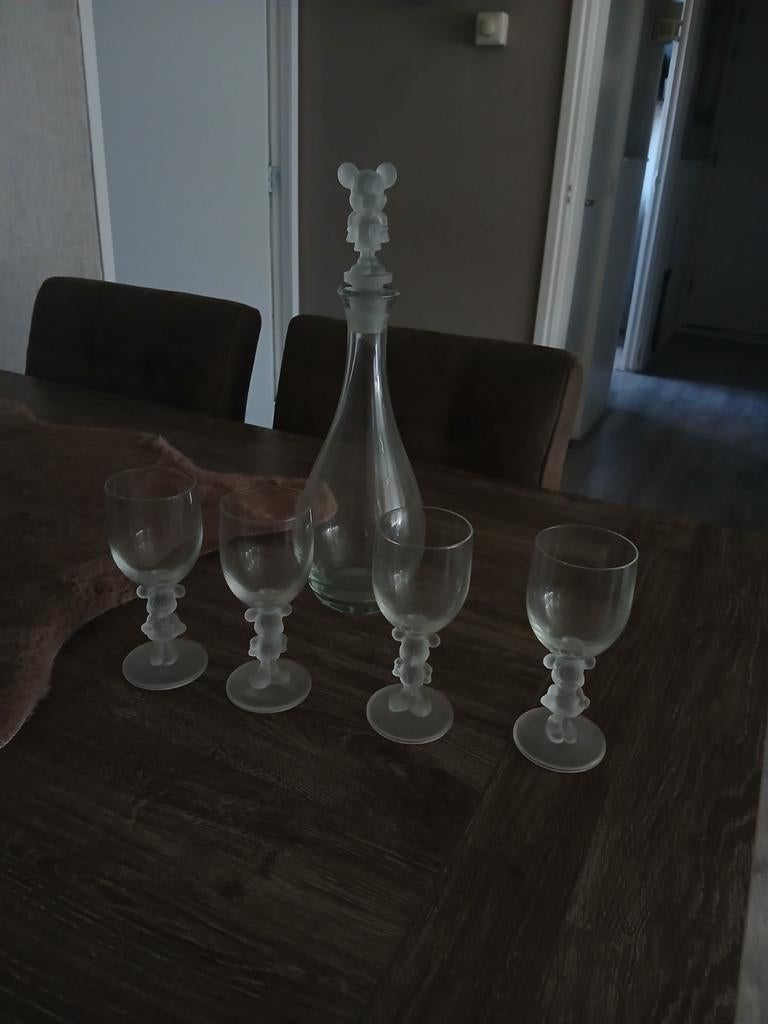 Disneyland parijs glazen + karaf niet meer te krijgen, Verzamelen, Disney, Ophalen, Mickey Mouse, Zo goed als nieuw, Servies