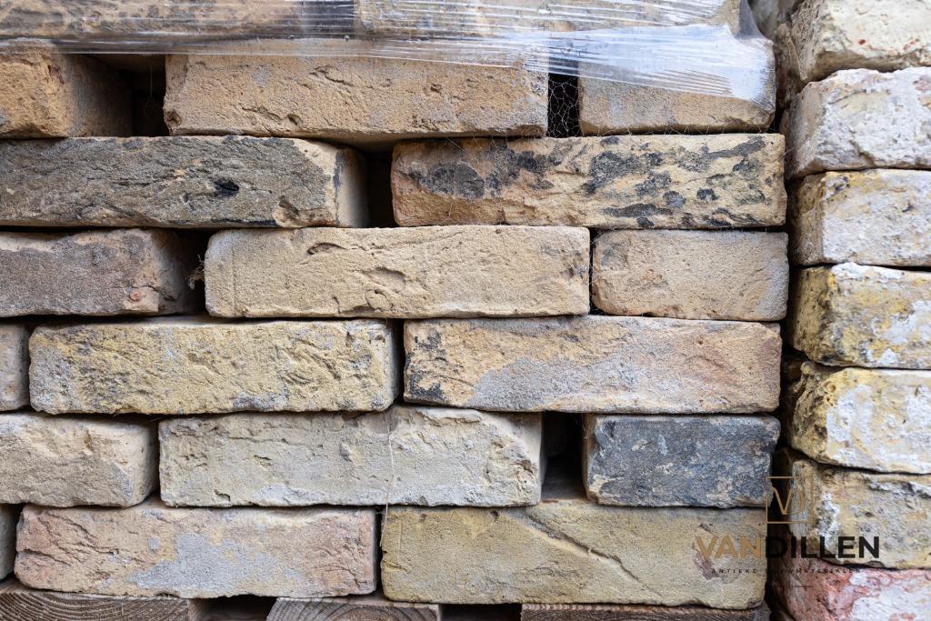 Groot formaat Friese geeltjes 1.650 stuks actieprijs, Verzenden, Zo goed als nieuw, Bakstenen