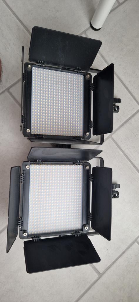 GVM LED480LS Set (2x) – Professionele Studioverlichting, Ophalen of Verzenden, Zo goed als nieuw, Lamp of Flitsset