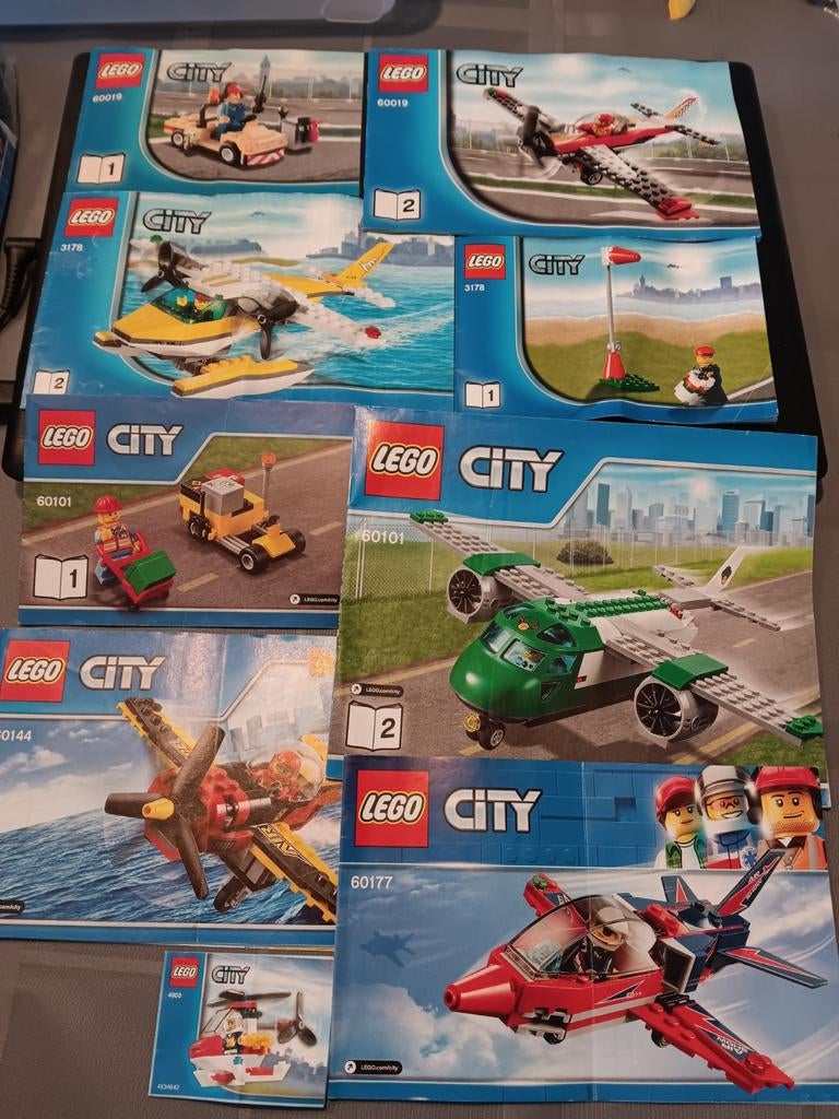 Lego City Vliegtuigen  3178 4900 60019 60101 60144 60177, Kinderen en Baby's, Speelgoed | Duplo en Lego, Ophalen of Verzenden