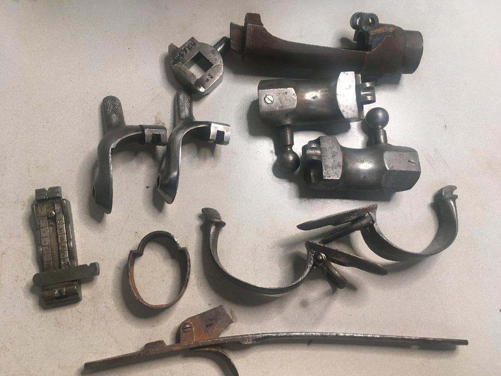 Onderdelen Albini breandling geweer onklaar, Ophalen