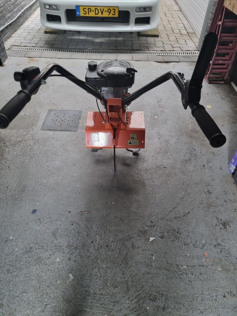 Te huur tuinfrees, Ophalen, Zo goed als nieuw, Overige soorten