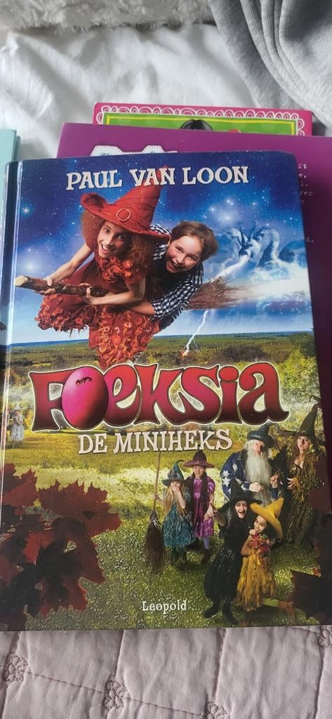 Paul van Loon - Foeksia de miniheks, Fictie algemeen, Paul van Loon, Ophalen of Verzenden, Zo goed als nieuw