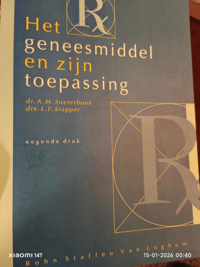 Het geneesmiddel en zijn toepassing - 9e druk, Ophalen of Verzenden, Gelezen, A.M. Soeterboek, L.F. Stapper