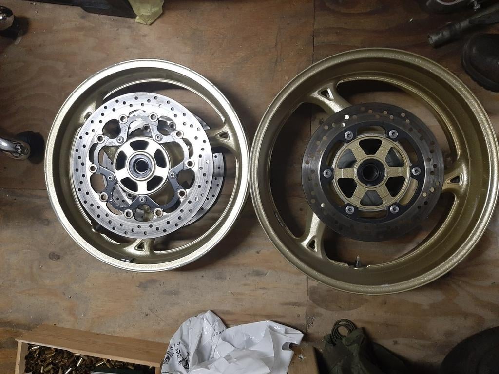 Setje hayabusa velgen, Ophalen