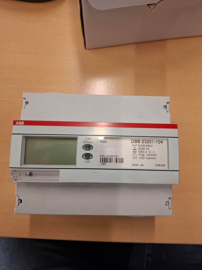 Elektriciteitsmeter ABB DBB 23201-104, Ophalen of Verzenden, Gebruikt, Overige typen