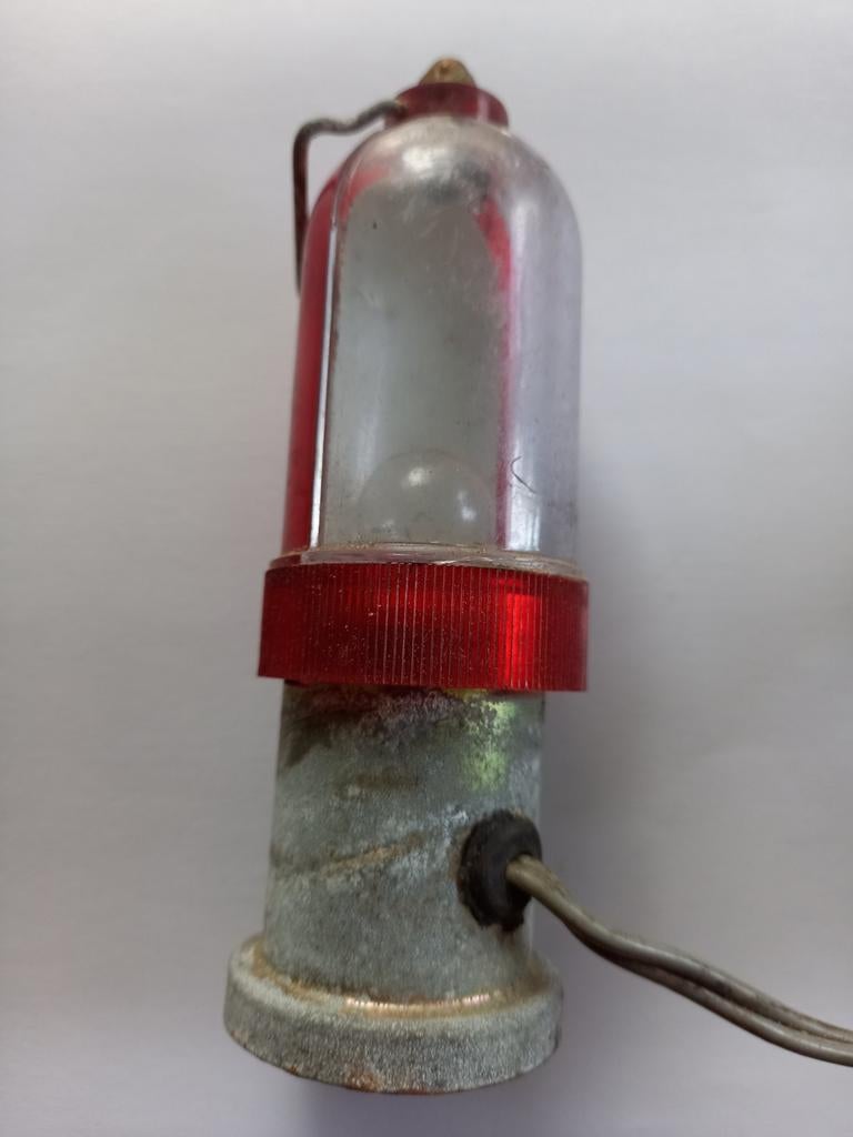 Originele, antieke, oldtimer pechlamp, Ophalen of Verzenden