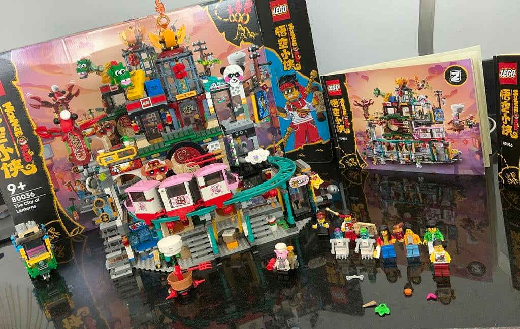 LEGO Monkie Kid - De Lantaarnstad - 80036, Ophalen of Verzenden, Zo goed als nieuw