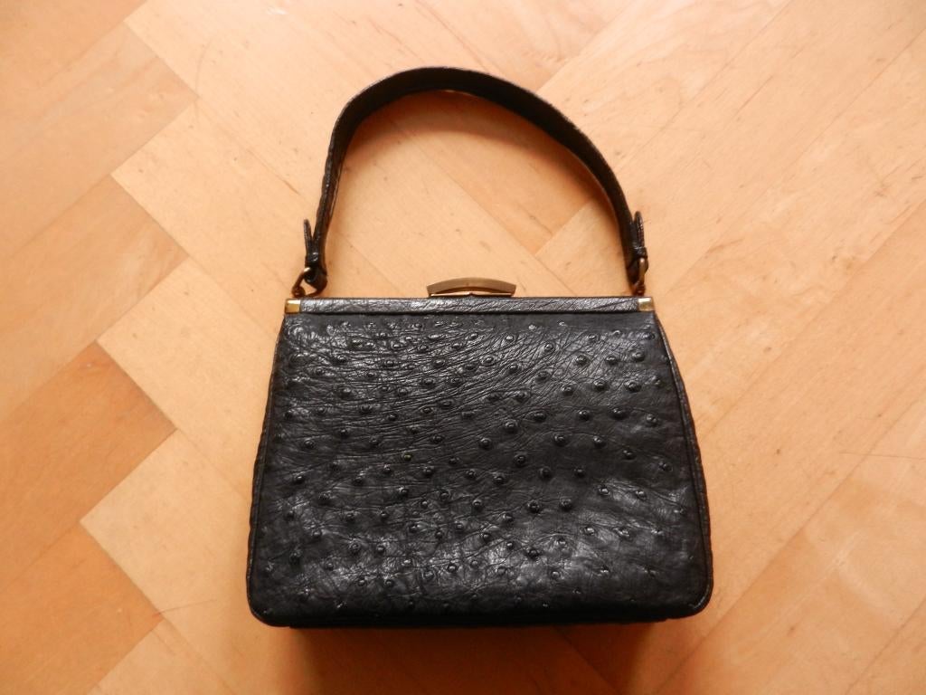 Prachtige handtas zwart struisvogel leer binnenin suede 1960, Ophalen of Verzenden, Zo goed als nieuw, Zwart, Handtas