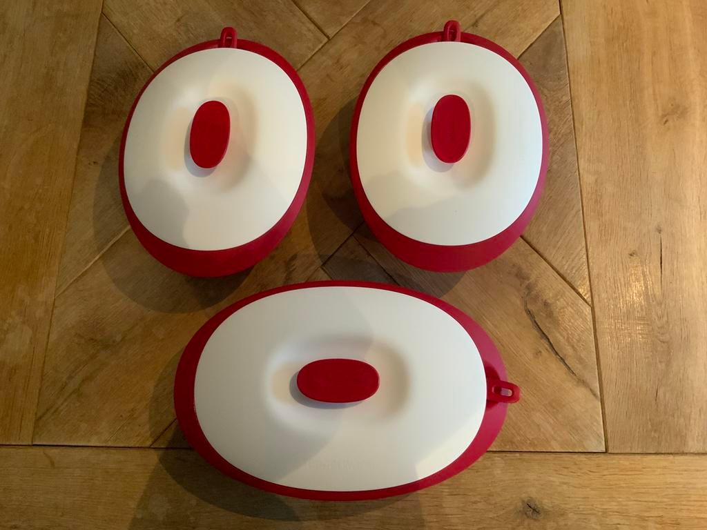 Drie nieuwe ongebruikte serveerschalen met lepels, Ophalen of Verzenden, Nieuw, Rood, Overige typen