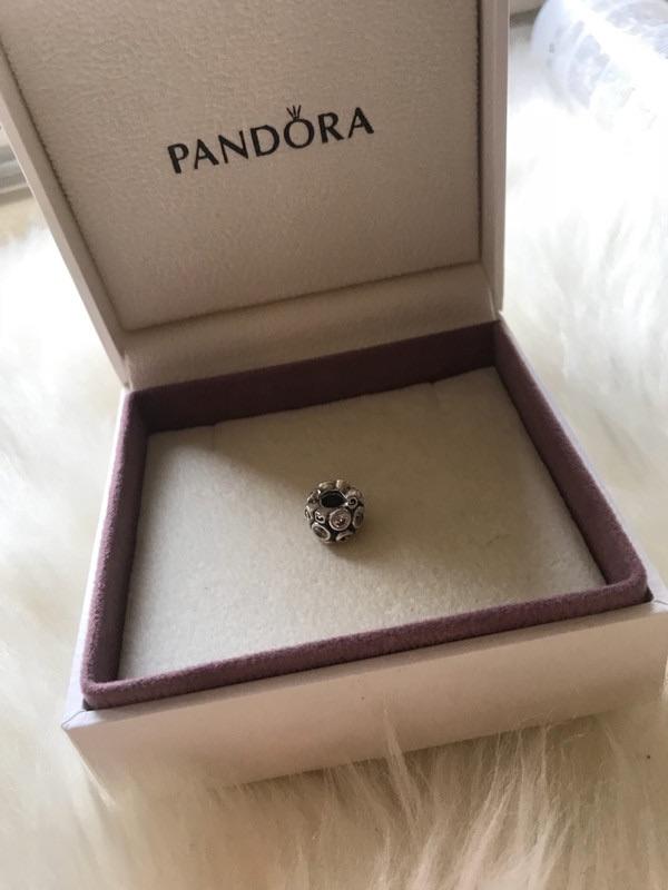 Zilveren Pandora bedel met steentjes, Pandora, Ophalen of Verzenden, Zo goed als nieuw, 1 bedel