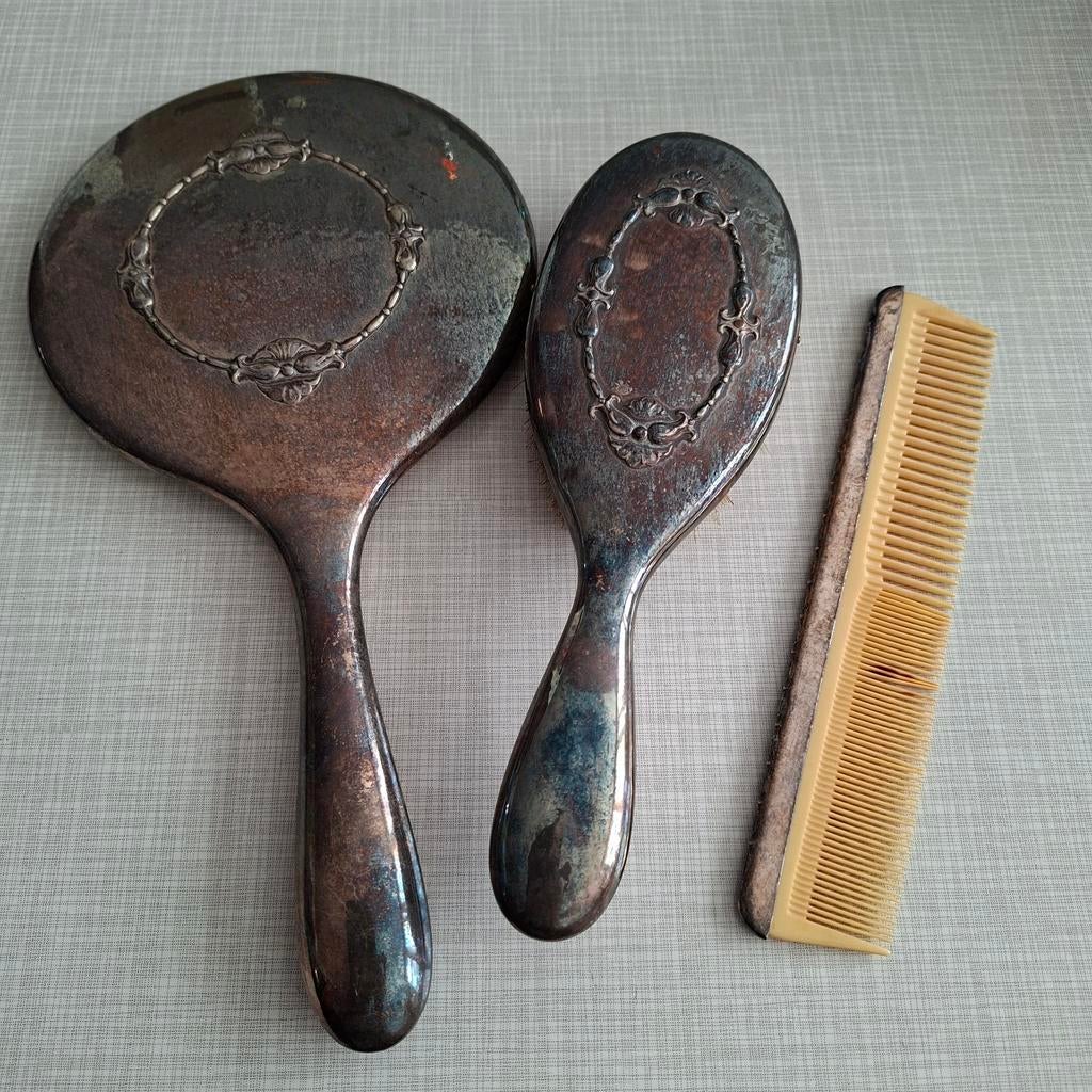 Antieke handspiegel met een borstel en kam zilver, Antiek en Kunst, Antiek | Goud en Zilver, Ophalen of Verzenden
