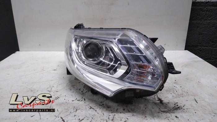 Koplamp rechts van een Fiat Fullback, Gebruikt, -, -, Ophalen of Verzenden