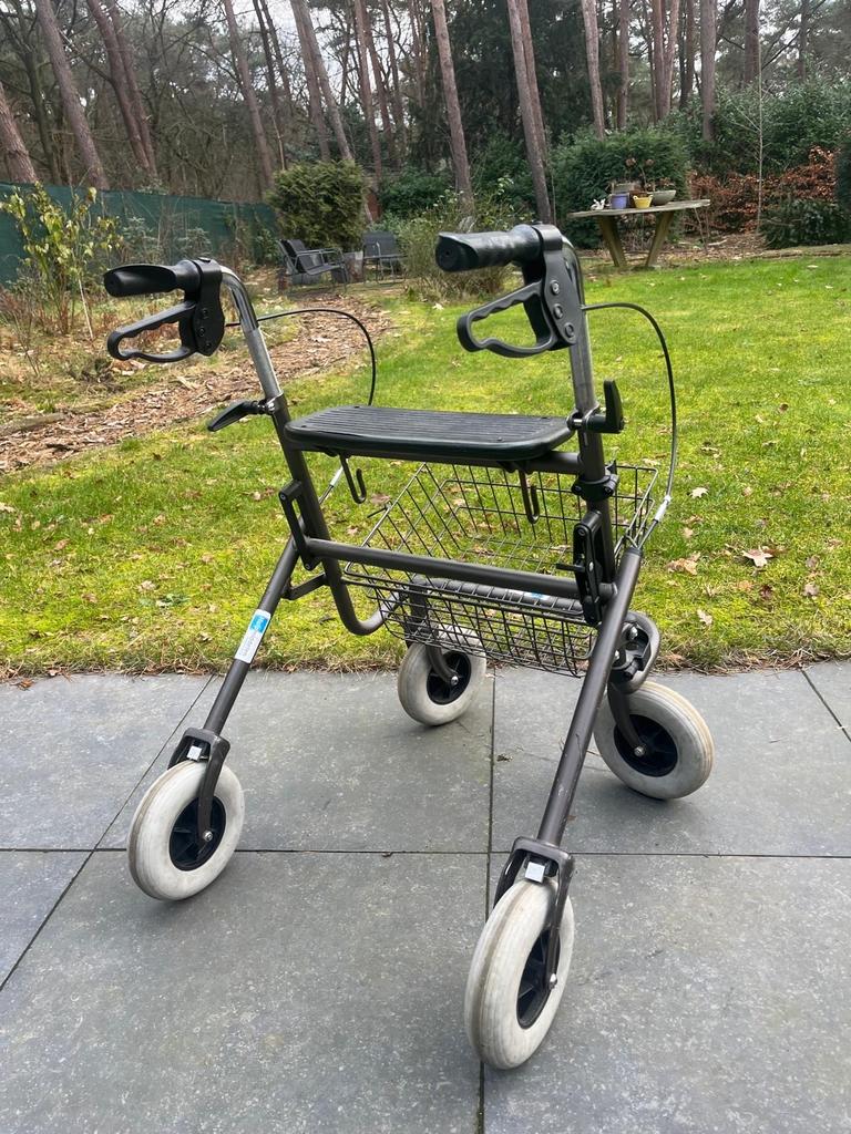 Rollator, Ophalen, Gebruikt