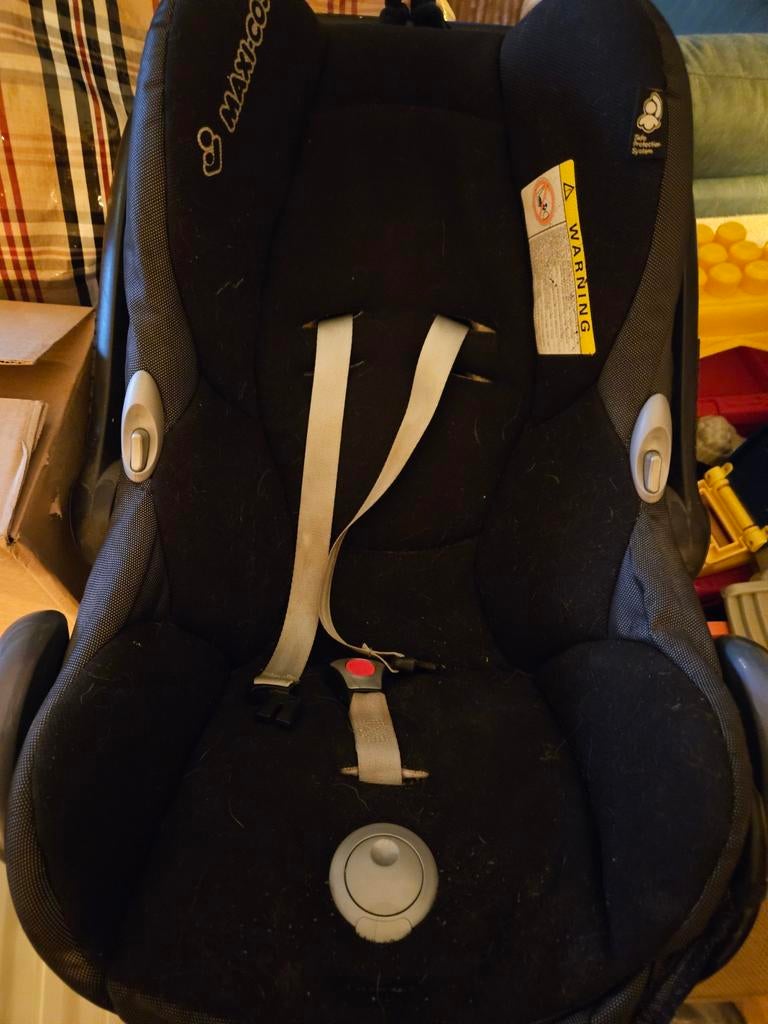 Maxi Cosi autostoel in goede conditie warme deken., Ophalen, Autogordel, Zijbescherming, Zo goed als nieuw