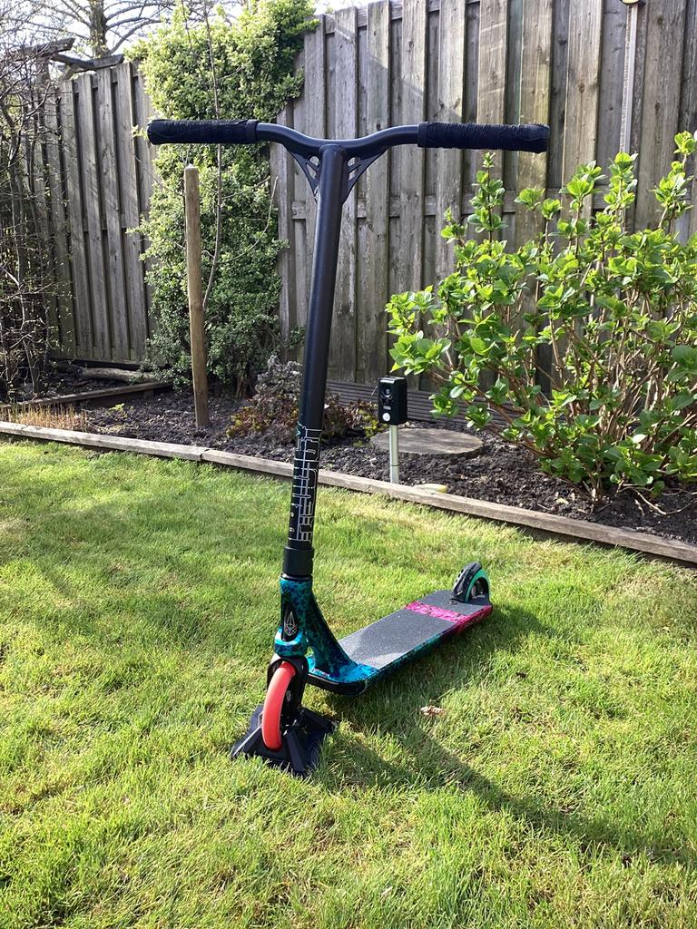 Blunt prodigy X - stunt step, Fietsen en Brommers, Steps, Ophalen, Gebruikt, Gewone step