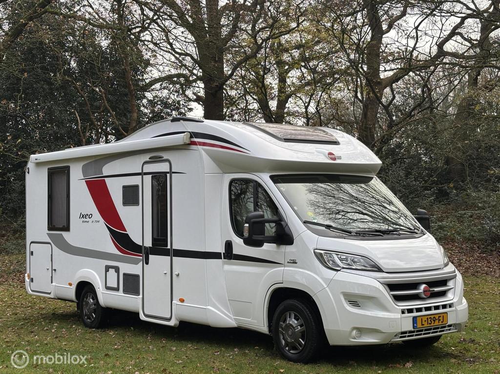 Bürstner Ixeo Time it 734 Fiat 2.3 131pk Euro 5 | Queensbed, Caravans en Kamperen, Airbags, 7 tot 8 meter, Bedrijf, Bürstner