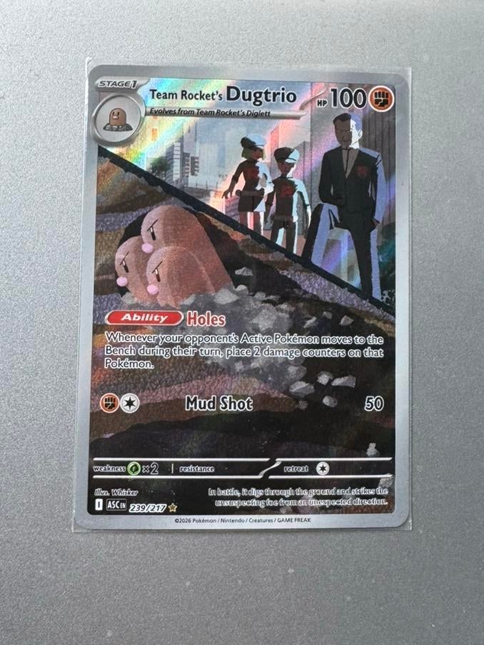 Team Rocket’s Dugtrio 239/217, Hobby en Vrije tijd, Verzamelkaartspellen | Pokémon, Ophalen of Verzenden, Nieuw