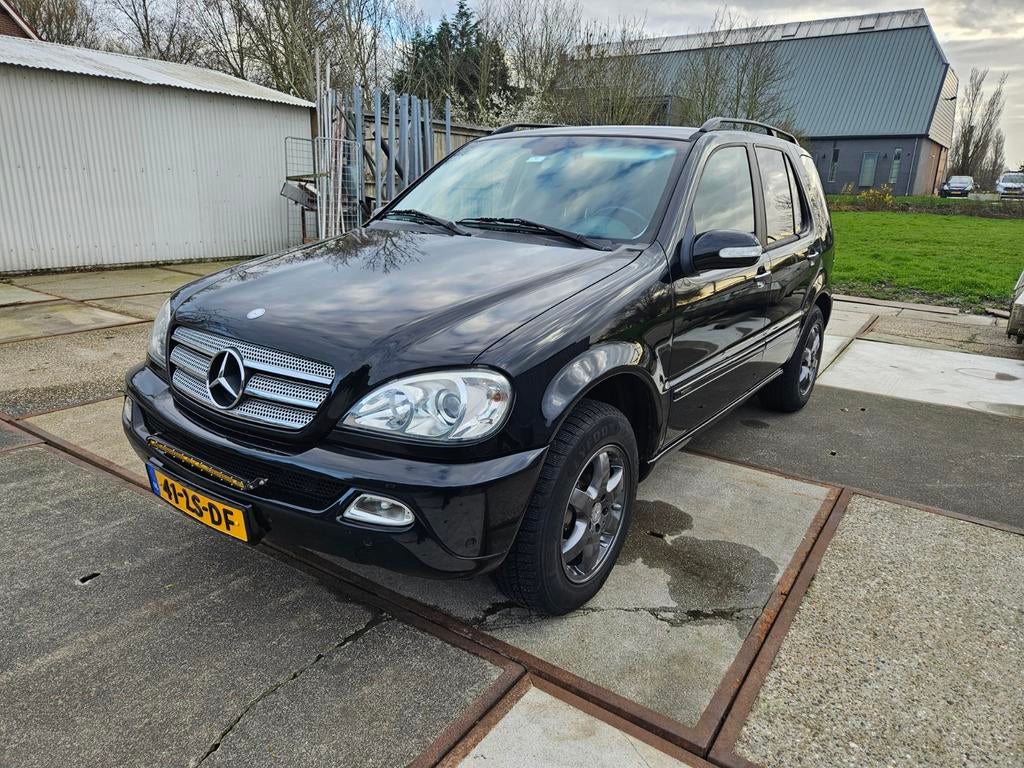 Mercedes-Benz ML350 M-klasse 3.7 v6 4matic AUT 2003 Zwart, Auto's, Automaat, Zwart, Vierwielaandrijving, Particulier