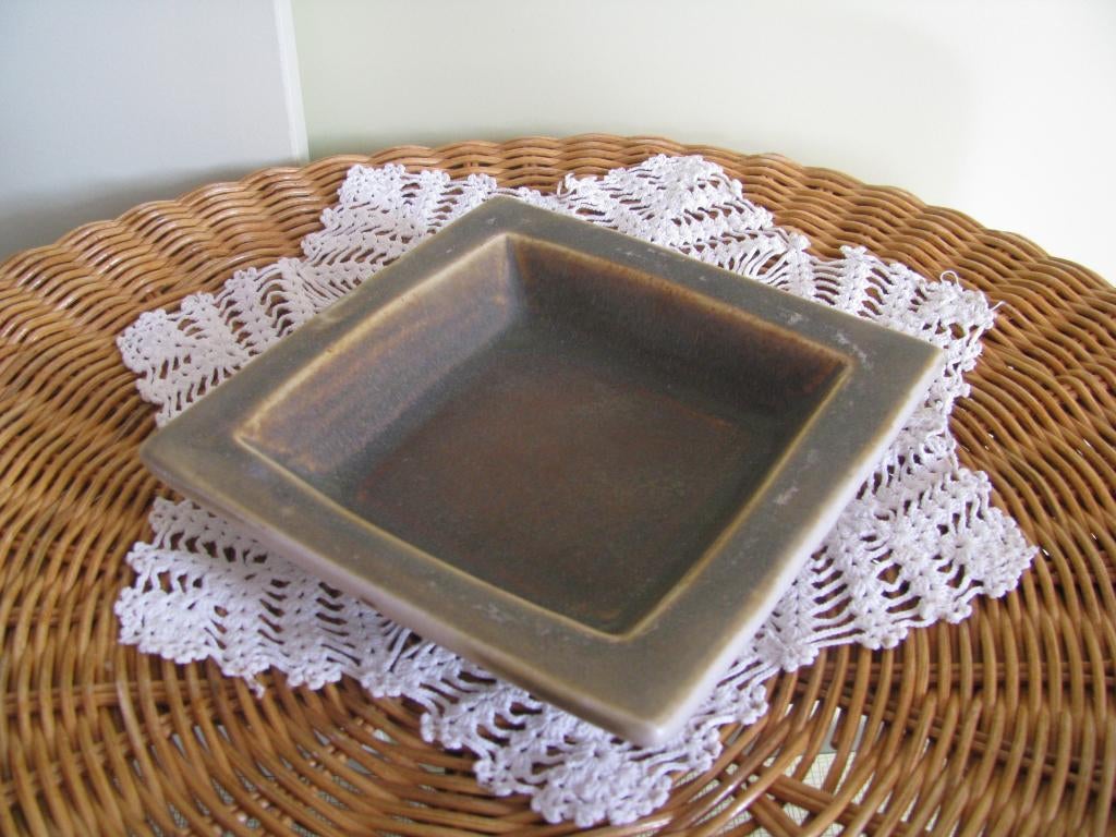 Mobach * circa 15 x 15 cm * gemerkt V14 of is het VI4 ?, Ophalen of Verzenden