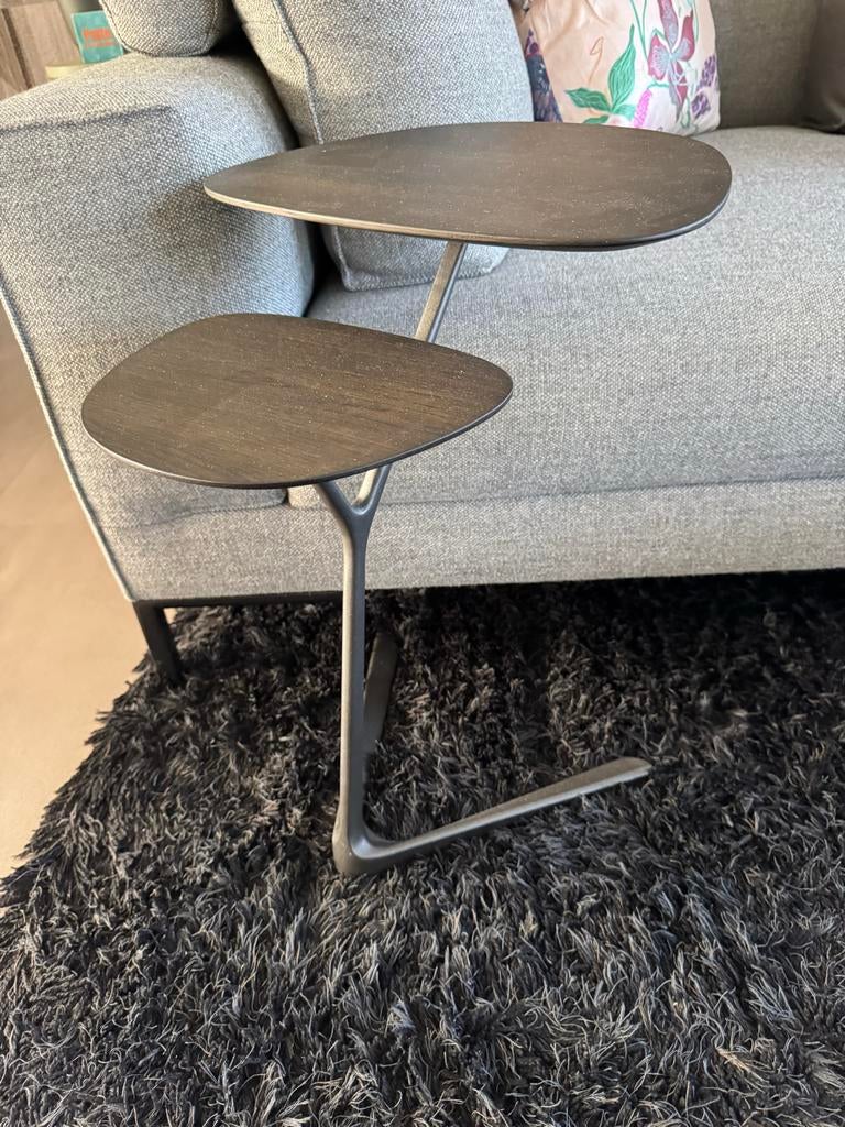 Leolux Partello design bijzettafel eikenhout, Huis en Inrichting, Tafels | Bijzettafels, Minder dan 55 cm, Zo goed als nieuw, Overige vormen