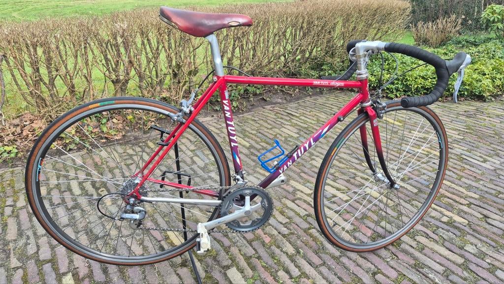 Van Tuyl racefiets met Shimano 600 derailleur en remmen, Fietsen en Brommers, Fietsen | Racefietsen, 28 inch, Gebruikt, 49 tot 53 cm