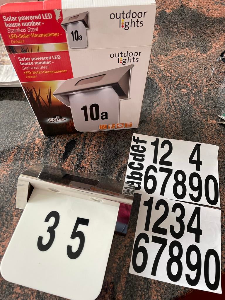 Solar huisnummerverlichting, Ophalen, Zo goed als nieuw