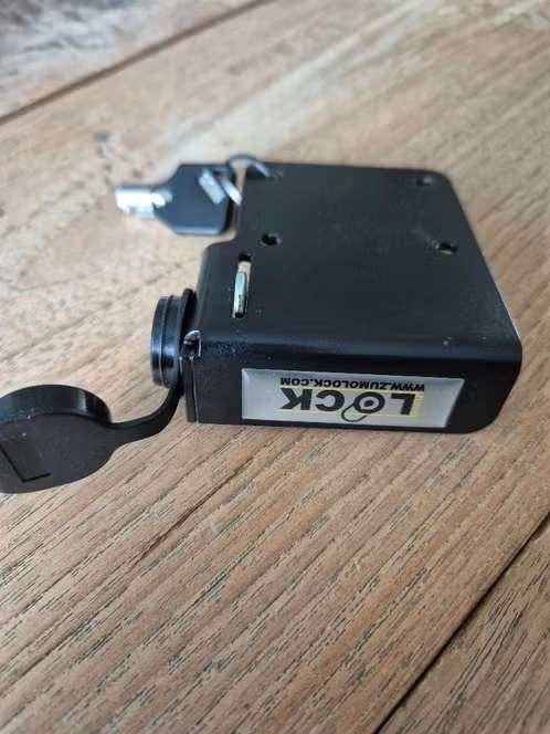 Zumolock voor Garmin 660 houder (evt. Carpuride), Ophalen of Verzenden, Zo goed als nieuw