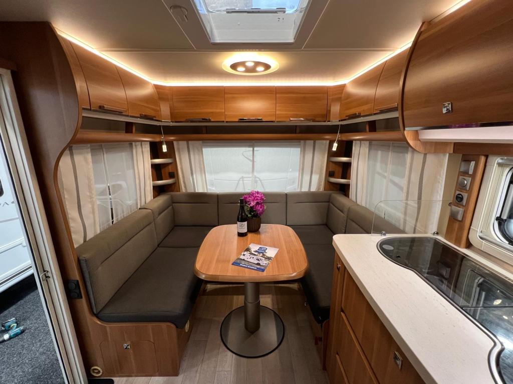 Fendt Saphir 465 SFB mover, luifel, fietsenrek, Caravans en Kamperen, Rondzit, Bedrijf, Schokbreker, Overige typen